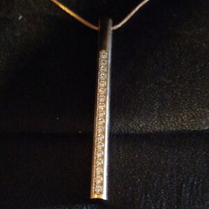 Elegant gold tone Pendant Necklace